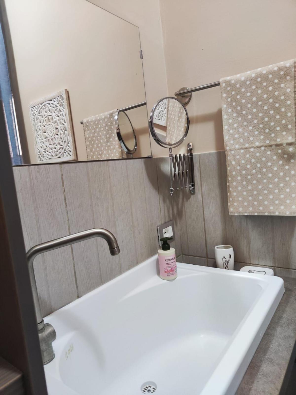 Villetta Indipendente - Zona Vaccarizzo Bagian luar foto